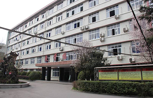 承德燕山經(jīng)貿(mào)中等專業(yè)學校